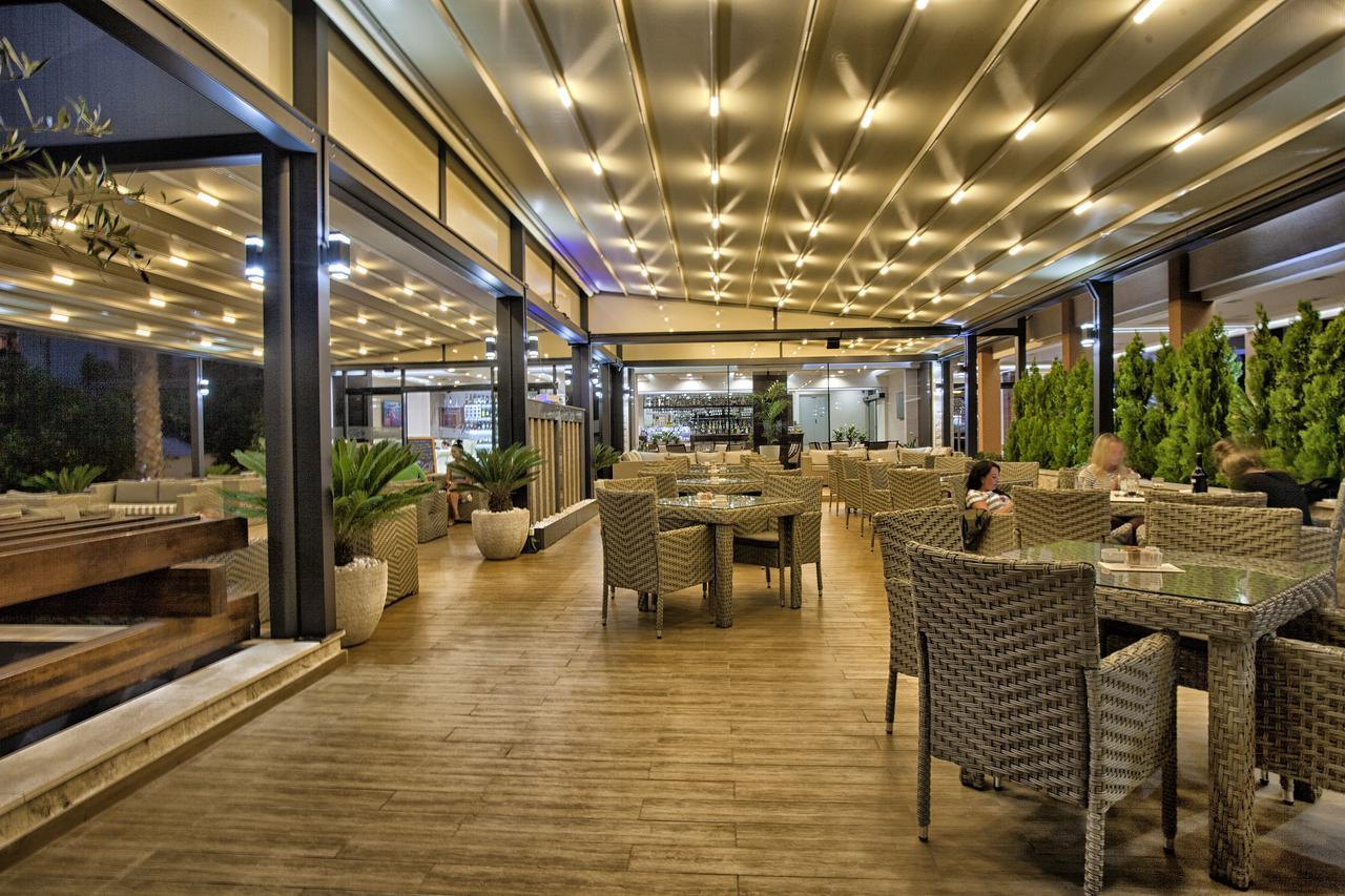 הרצג-נובי Wellness & Spa Hotel Acd Annex מראה חיצוני תמונה
